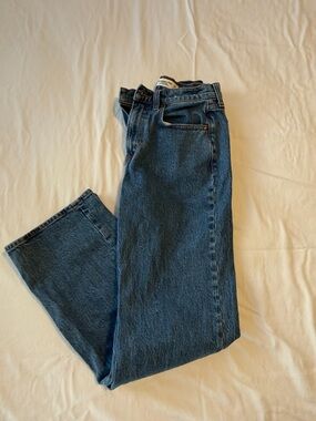 Abercrombie High Rise Relaxed Jeans size 26